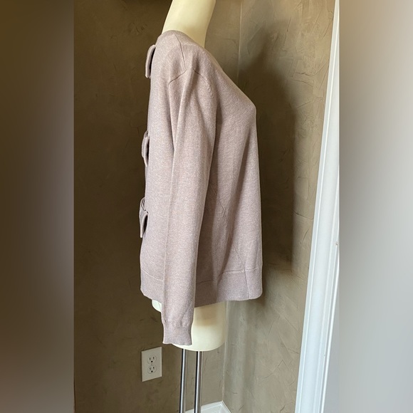 CATHERINE MALANDRINO Bow Back Women’s Taupe Sweater, size Medium, NWT - Picture 3 of 11